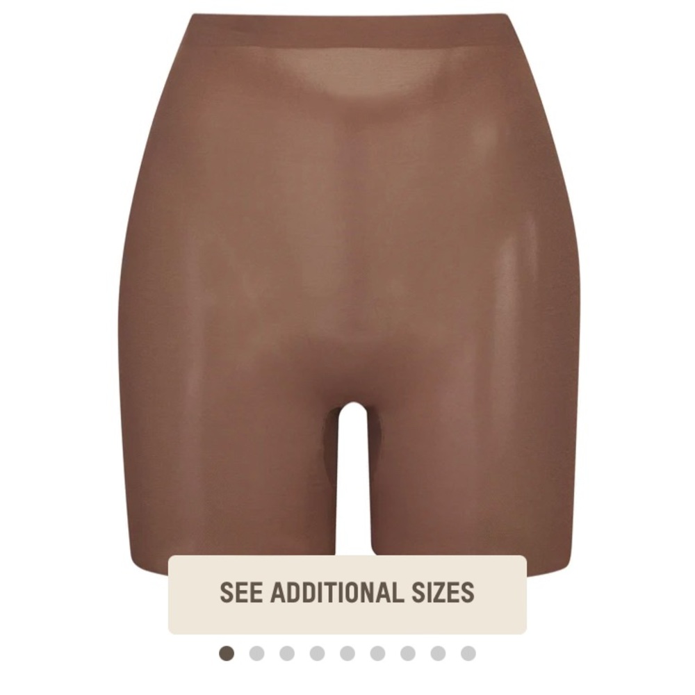 Skims Sheer Sculpt Low Back Short | Jasper | Size XXS